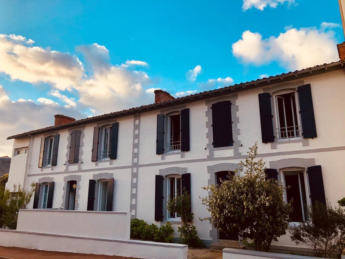 Les Baigneurs Otel Saint Gilles Croix de vie Dış mekan fotoğraf